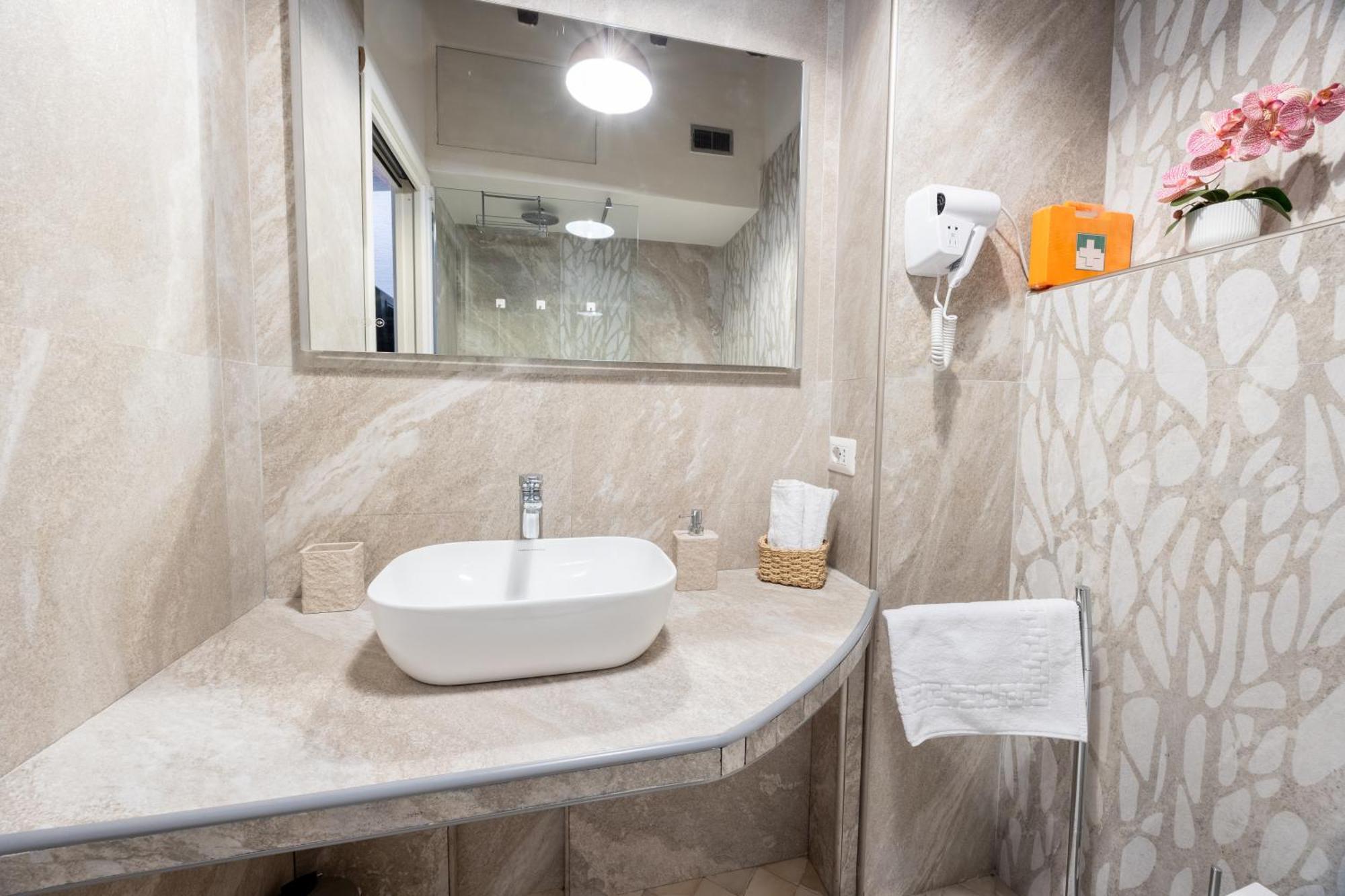 Mb Suites Corso Rome Bagian luar foto